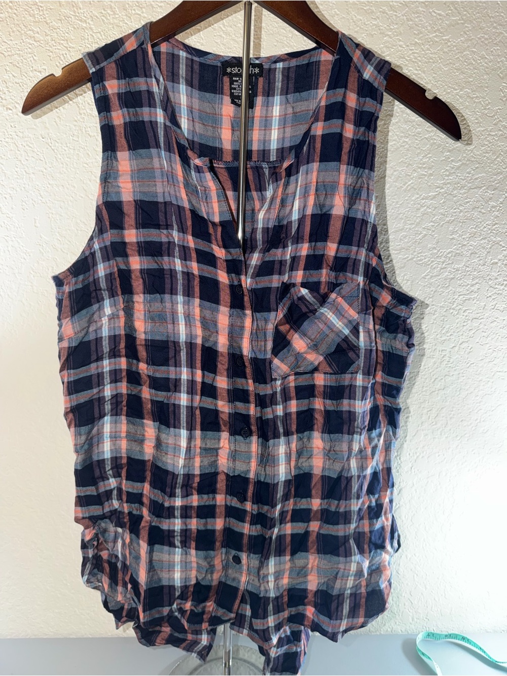 Stoosh Navy & Coral Plaid Sleeveless Button-Down Top